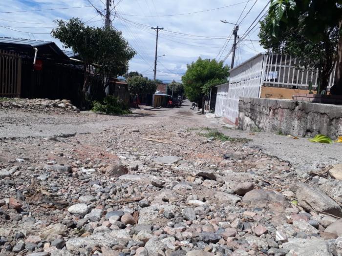 Lomalinda, con calles destapadas y llenas de huecos 10 12 enero, 2021